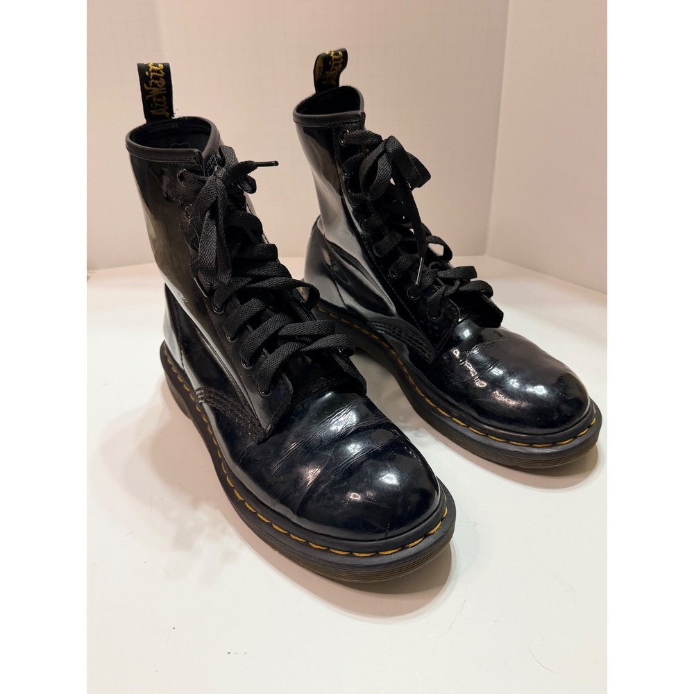 Dr. Martens 1460 Black Patent Leather 8 Eye Lace Up Boots 11821 Size US 9L 7UK